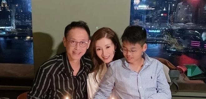 全胜巴萨开启魔鬼赛程!数据:贝蒂斯难破15年魔咒