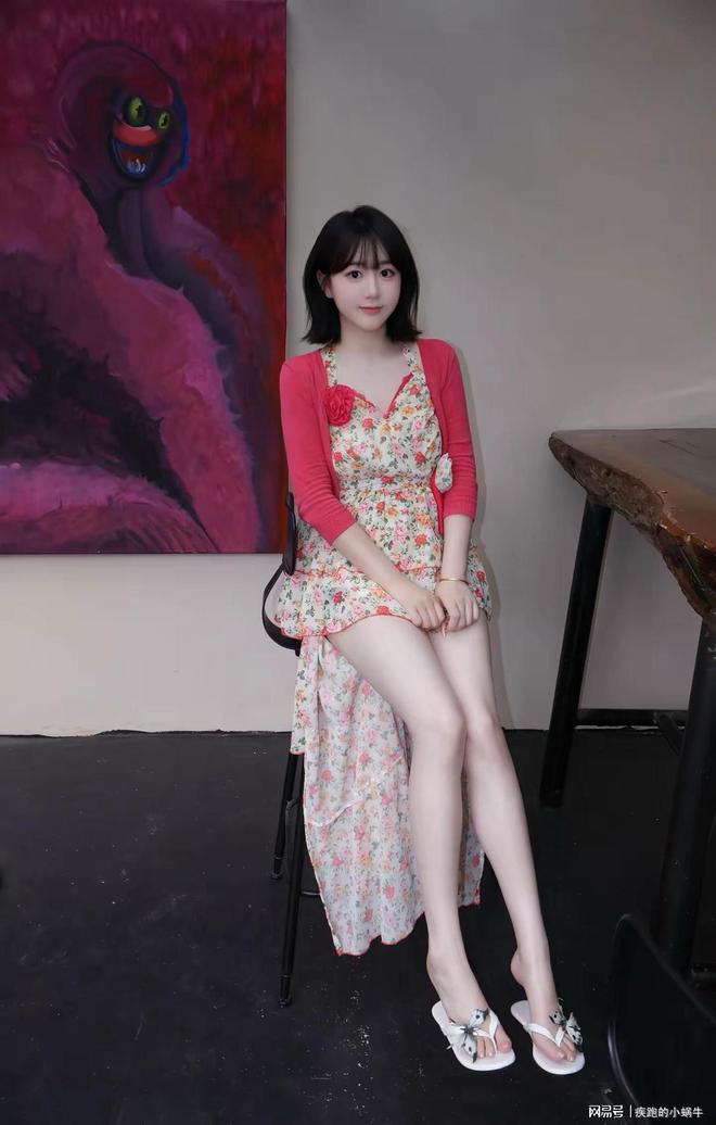 出轨女子第二波聊天记录曝光，虎狼之词惊呆吃瓜网友，她嫌丢人开始批量投诉了