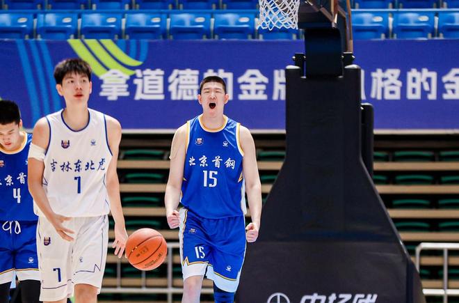 媒体提问朝韩关系，朝鲜女足主帅：这是奇怪的问题