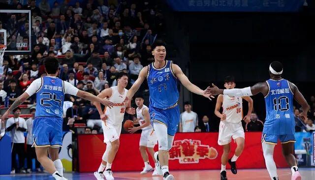 董路霸气回应被列“草台三杰”:谁赢谁就是专业