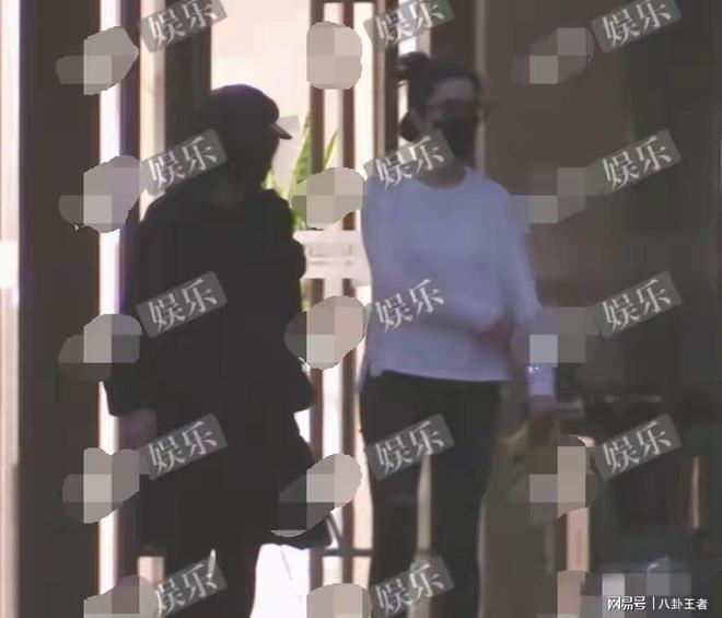 紫薇拿下首盘以为已经赢了；五盘三胜应取消德约被拖垮了