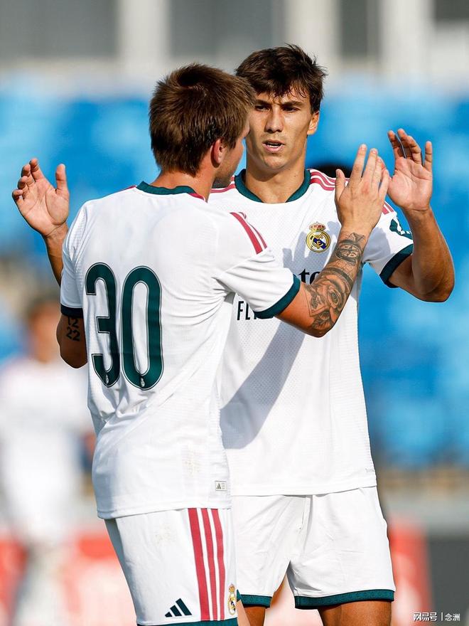 罗马诺：下一个官宣的教练是克洛普，他很快将出任德国主帅